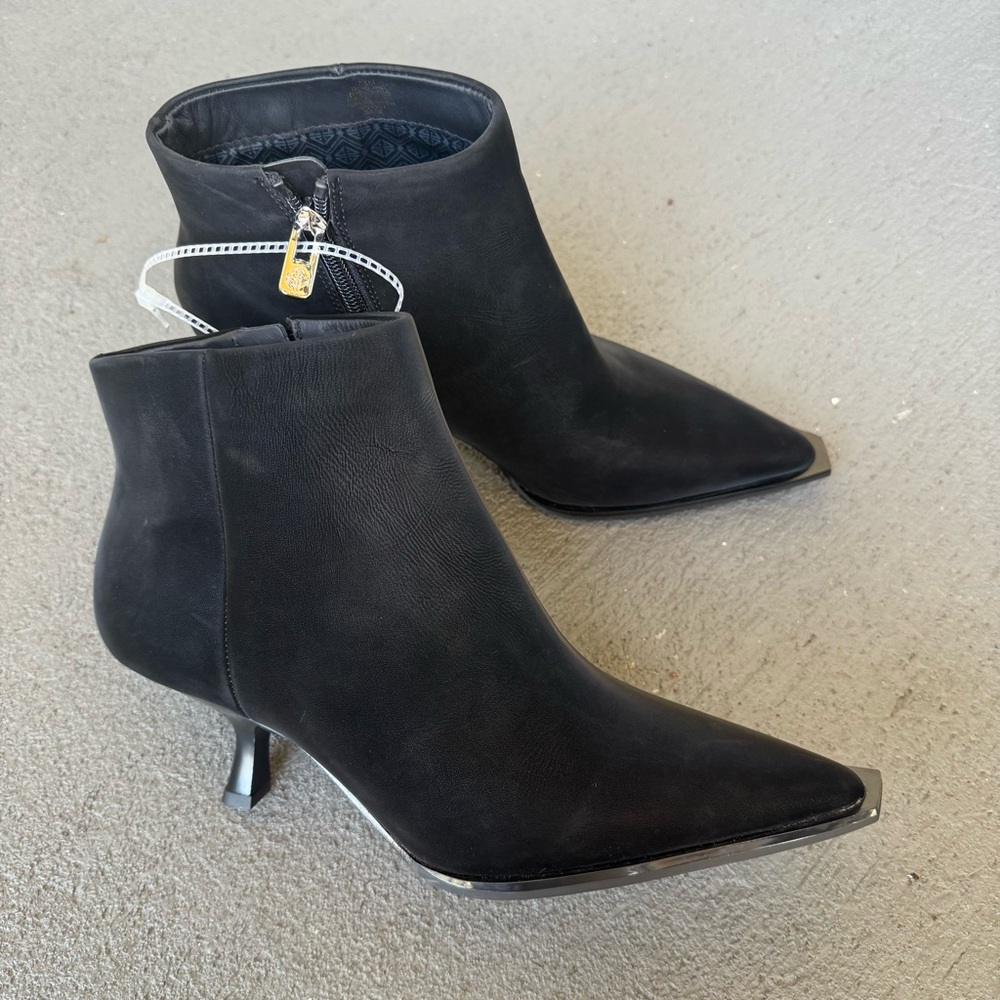 ANTONIO MELANI Ankle Booties Sz 7.5 M Black Velvet Nappa Leather NWOB